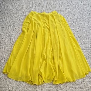 Yellow flowy skirt